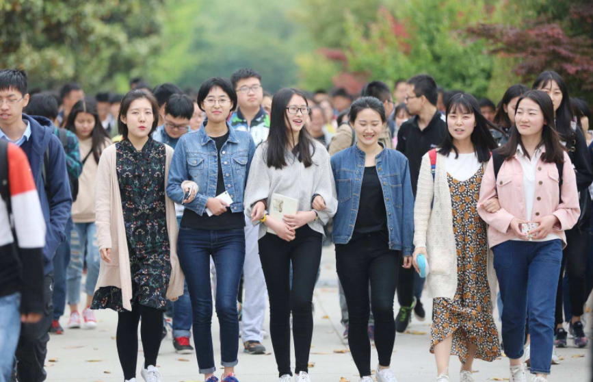 被学生吐槽的3大专业，会计学“痛并快乐”，中医专业“扎心”了