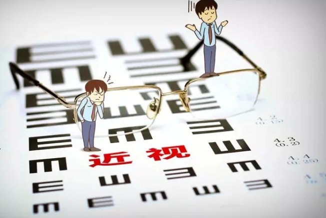 高考报志愿，5类专业“近视眼”不能报考，2022届考生要知道