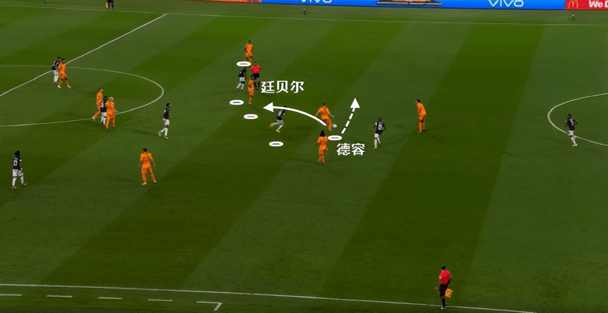 巴萨新援德容为什么这么厉害（把身价打骨折！德容的缺陷暴露，巴萨还能高价卖给曼联吗？）