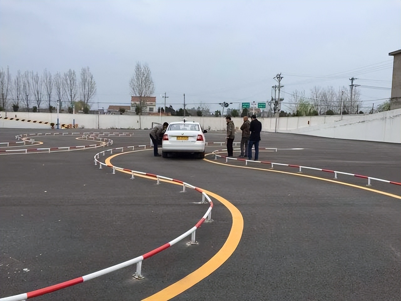 驾校科目二的考试注意事项(科目二考试要注意哪些问题,细节很重要)