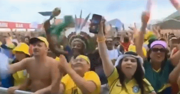 巴西7比1输给德国的阵容（晋级8强！巴西举国欢庆，韩国球迷举牌：别忘记1-7惨案，却被打脸）
