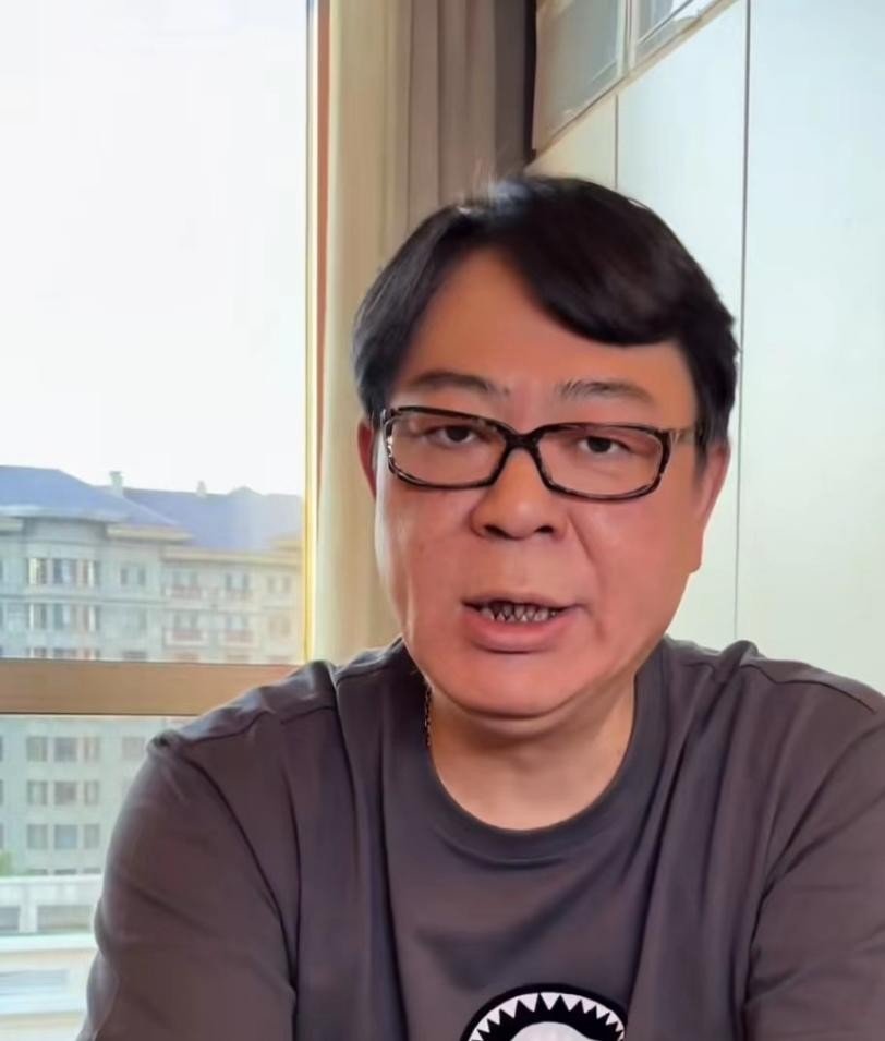 因‘爸’走红：依萍她爸寇振海，刘星继父高亚麟，千万富翁张晨光