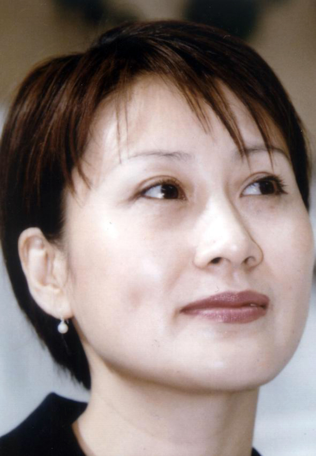 电视剧满秋视频播放(《人世间》中5位老戏骨,年轻时有多美?