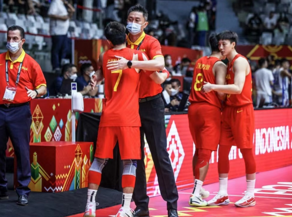 cba为什么每节十二分钟（CBA最大死穴是每节12分钟！姚明学NBA学了个四不像，改革走错路了）