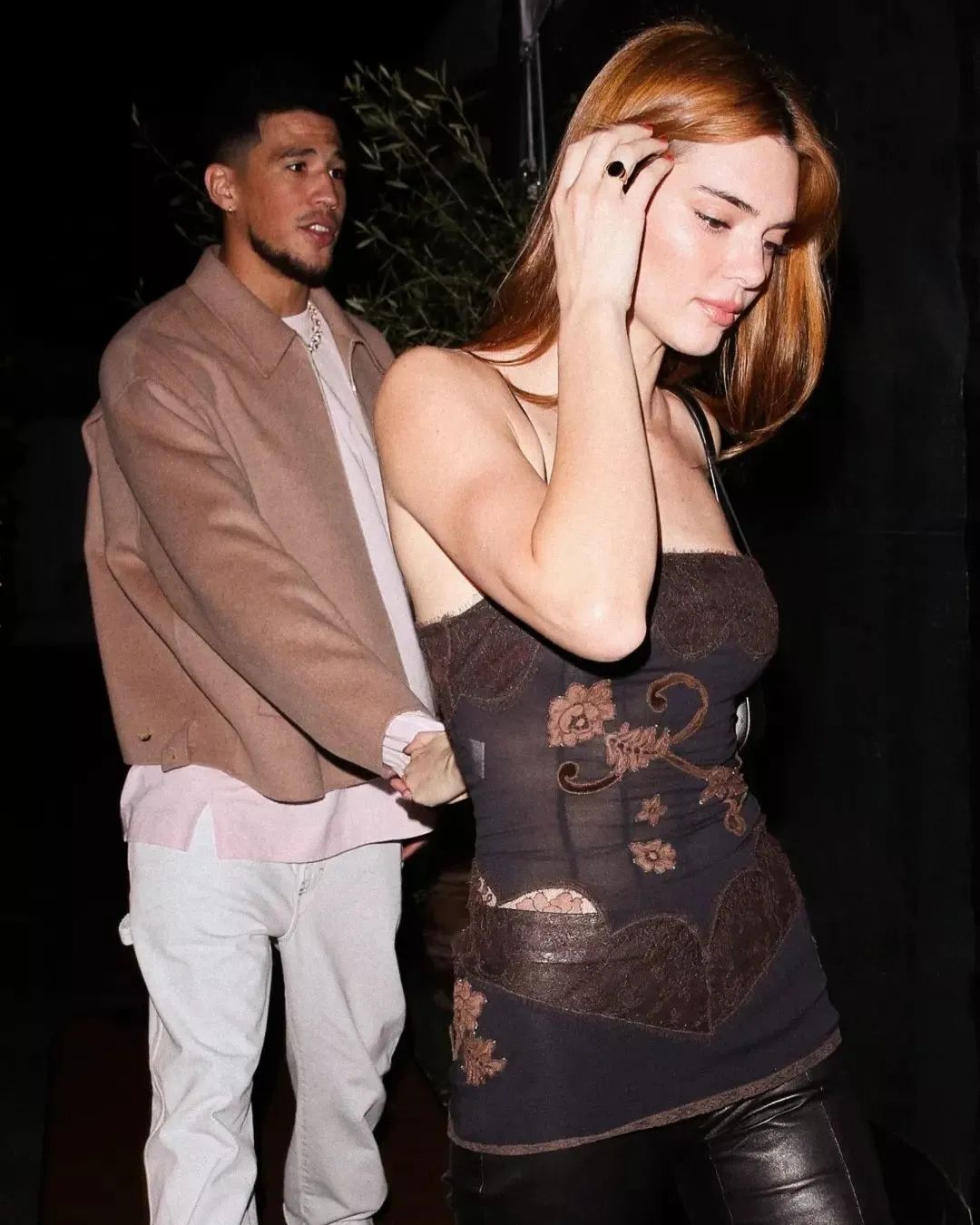 nba球员布克恋情（布克被甩了！詹娜进入自由市场！两年的恋情走到尽头）