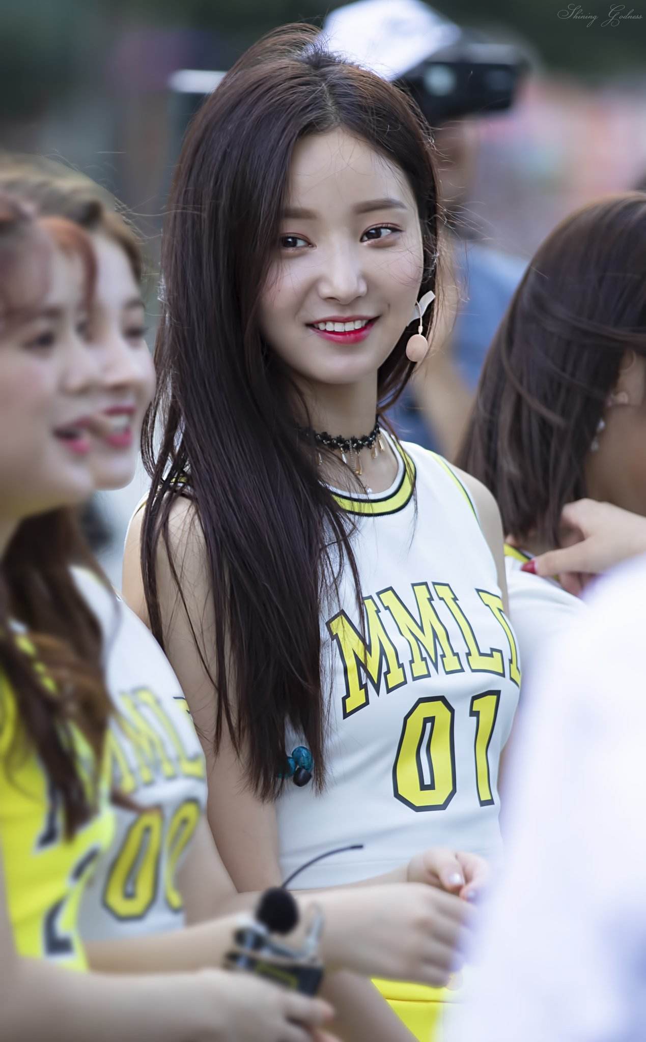 从直拍千万人气到糊剧小透明，爱豆到演员的路到底有多远？