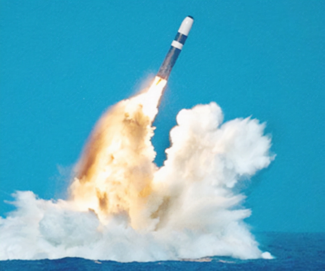 ��������֮��ս�Ժ�Ǳͧ�������ж���������������ֻ��һ˲��