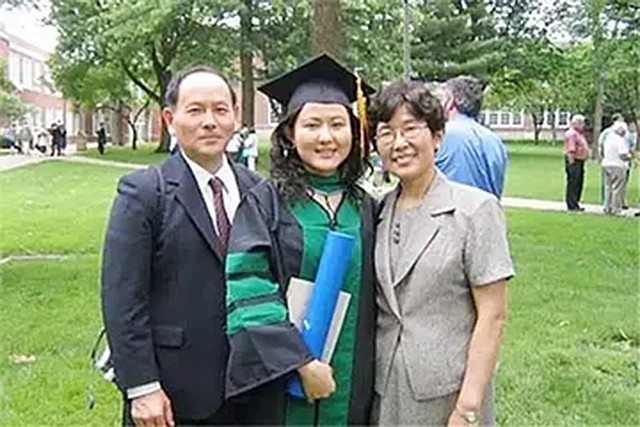 上海知青赴日本打黑工，只为供女儿留学，在纽约疫情中他写下遗嘱