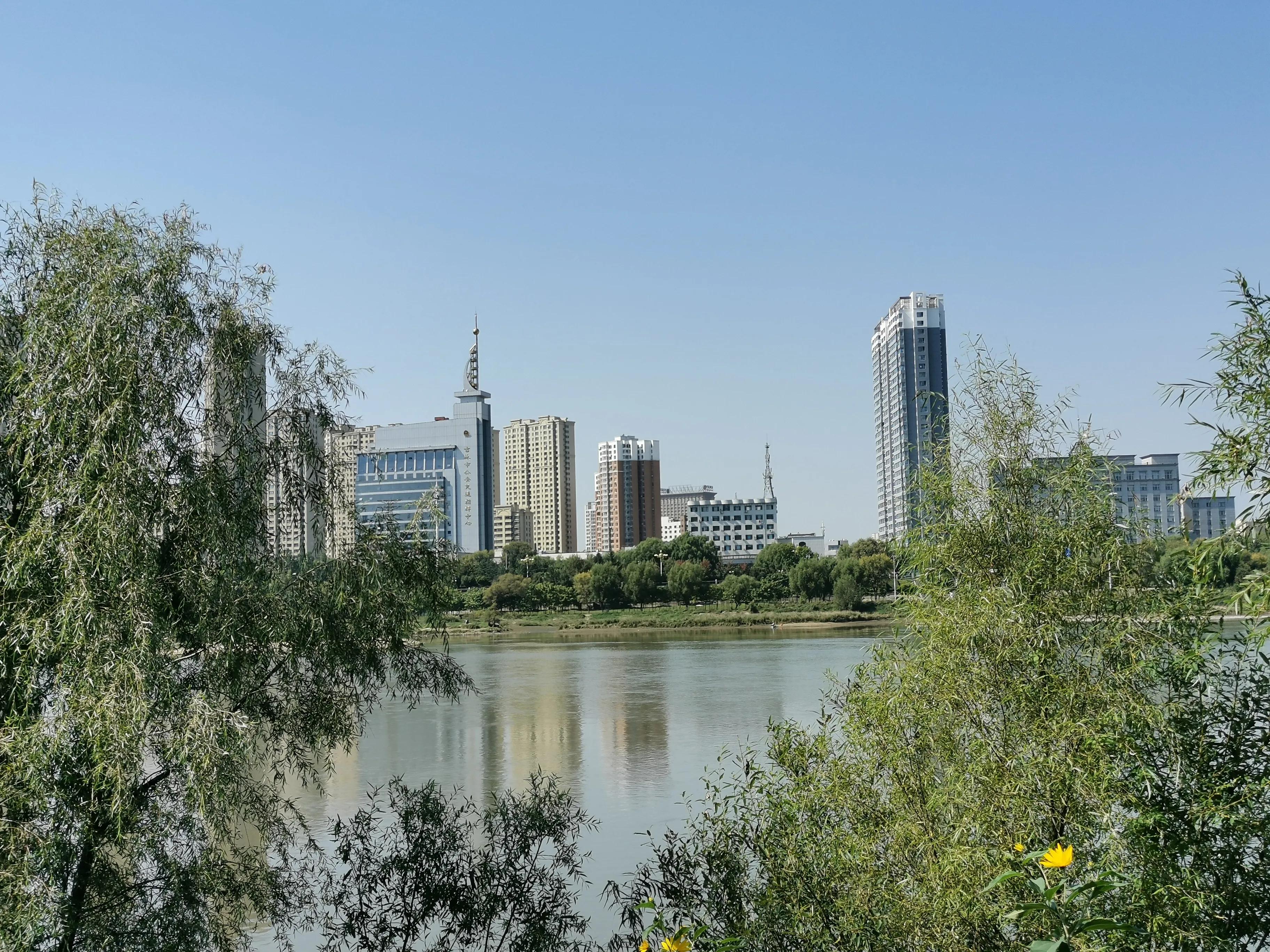 吉林市松花江上铁路桥