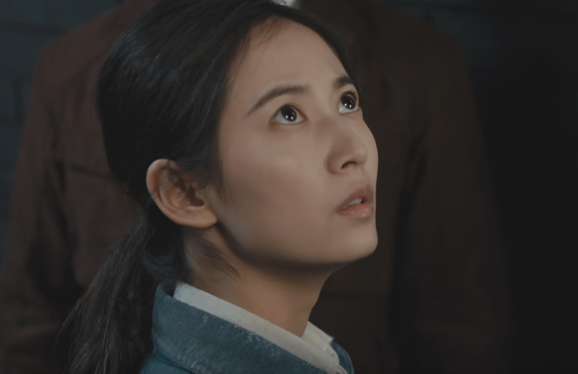 反观陈钰琪这个角色,导演想让这个角色**上述三人的所有优点,可是给