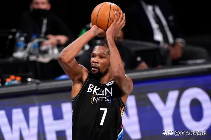 現(xiàn)役nba哪些是超級巨星（NBA歷史上最偉大的15位全能球員：他們都是NBA歷史的超級巨星）