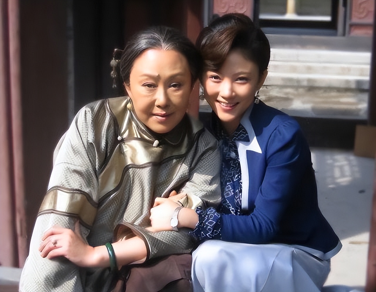 女演员聂鑫:拍戏途中出车祸进icu,剧组却推诿,何晟铭捐出25万