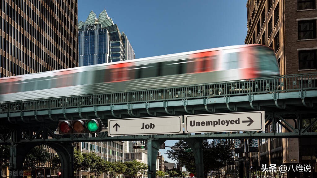 忧心！青年失业率再创新高的当下，千万大学生也在等待就业…