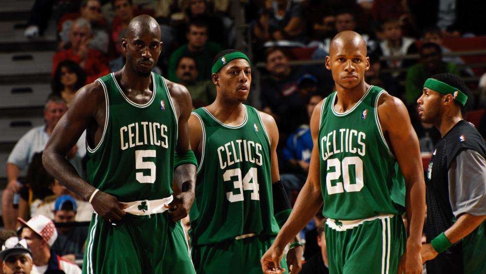 10年绿军50胜为何能淘汰61胜骑士?后卫线被隆多完爆 詹姆斯被限制