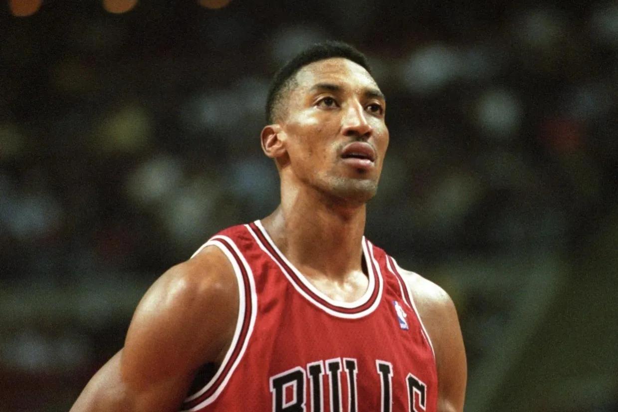 nba历史最佳小前锋（美媒评NBA每支球队队史最伟大的小前锋，谁被高估或者低估了）