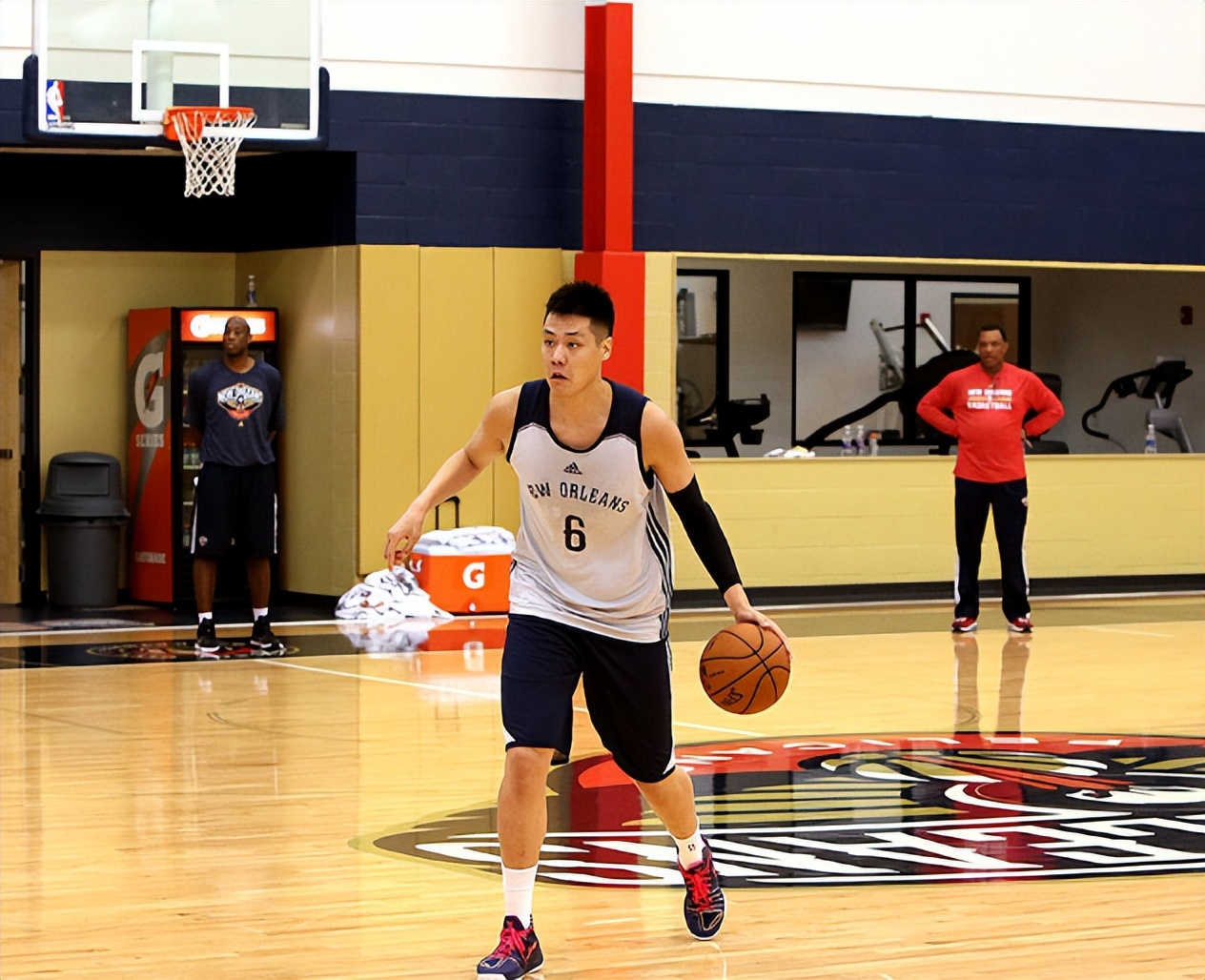 哪些nba球星都來過中國（曾凡博郭昊文+2！有17名中國球員代表NBA球隊參加夏聯(lián)，都是誰）