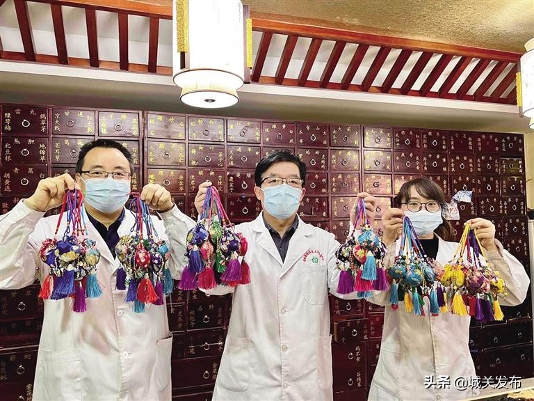 城关区团结新村街道 推进中医药服务进社区完善15分钟医疗圈 社区居民被“圈粉”