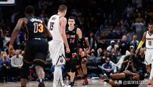 nba为什么没有下午比赛(NBA今天停赛一天！很多人却不知道为什么)