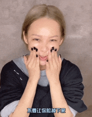 女人到了50岁，显不显老，就看这4个方面！差距一下子就拉开了