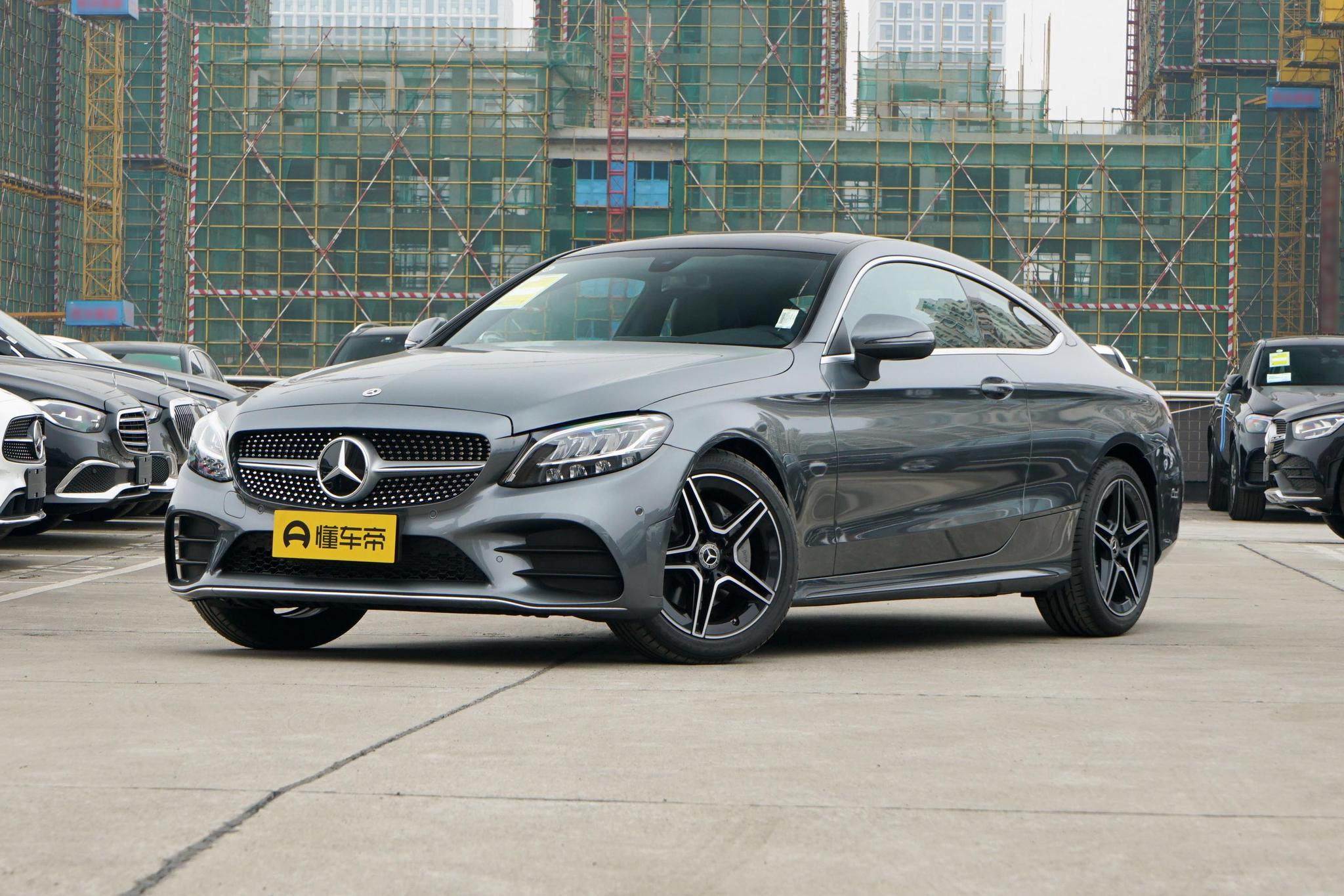 奔驰进口c260轿跑(零百加速8) - 四帝国车市