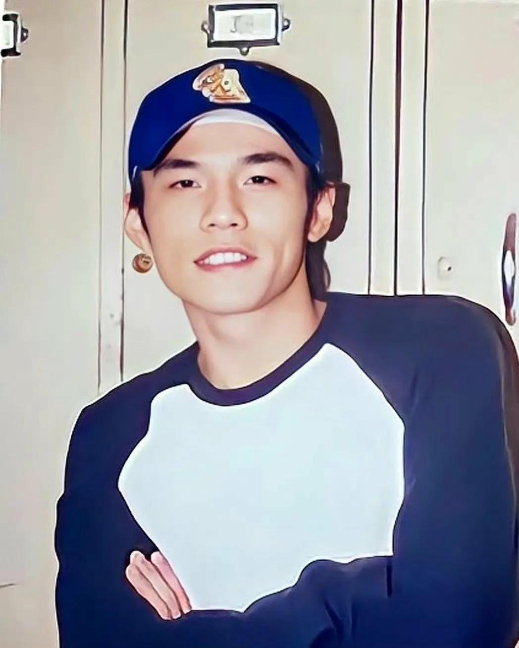 周杰伦 ​ 早期颜值