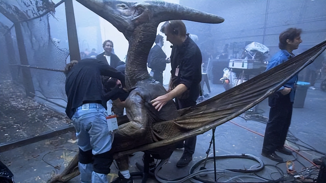 罕见好莱坞大片幕后：不用电脑特效，也能做出吊炸天的效果