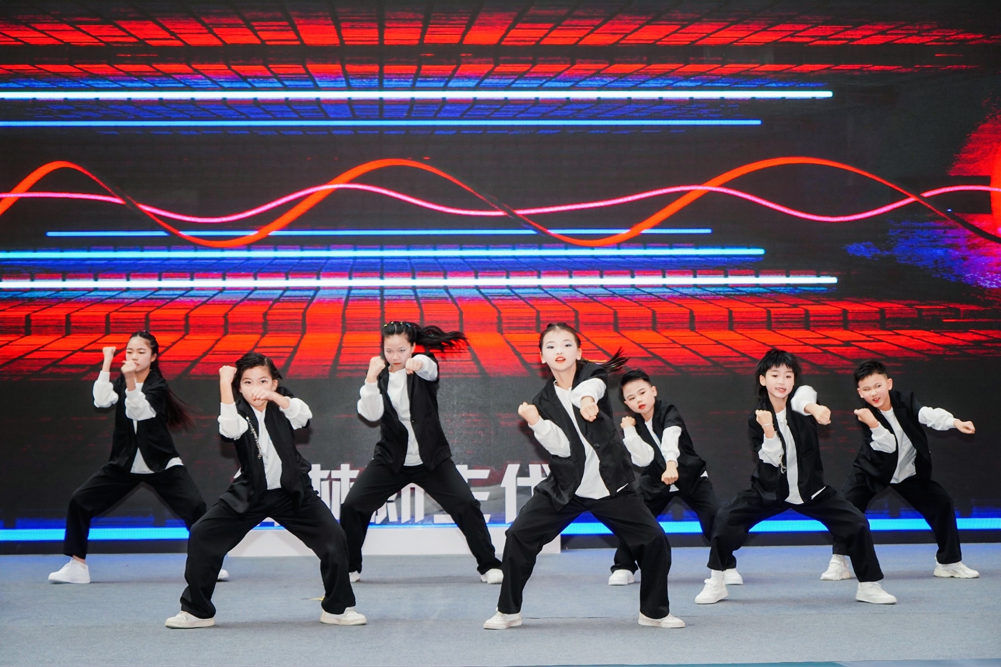 元旦献礼！舞林新生代广州赛区8场海选赛在白云万达成功举办