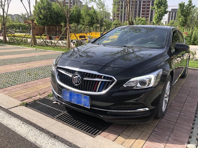 买别克君越送了什么