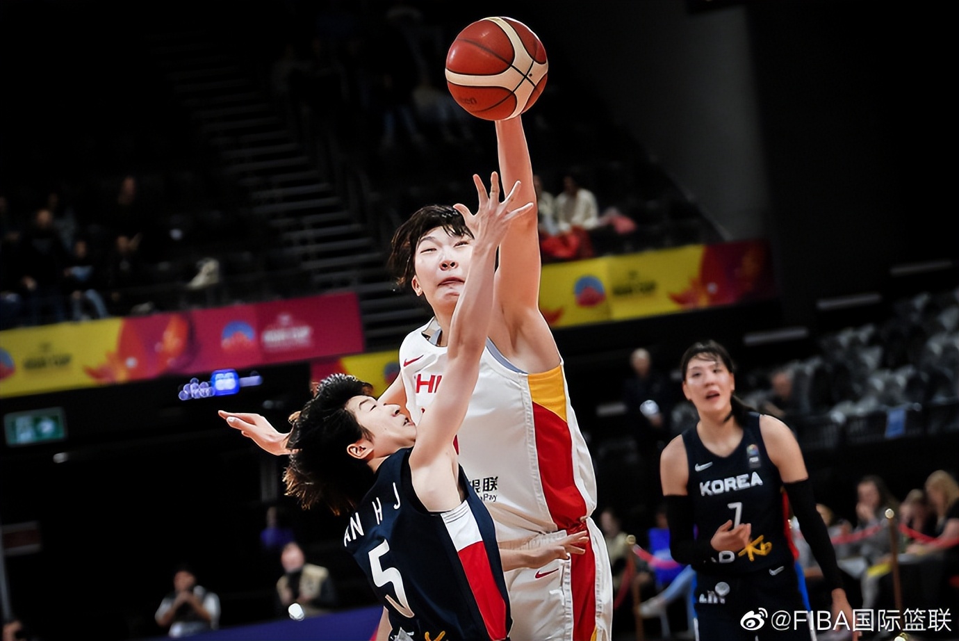 2023女篮亚洲杯：中国队87-81战胜韩国队，中国女篮喜获三连胜！