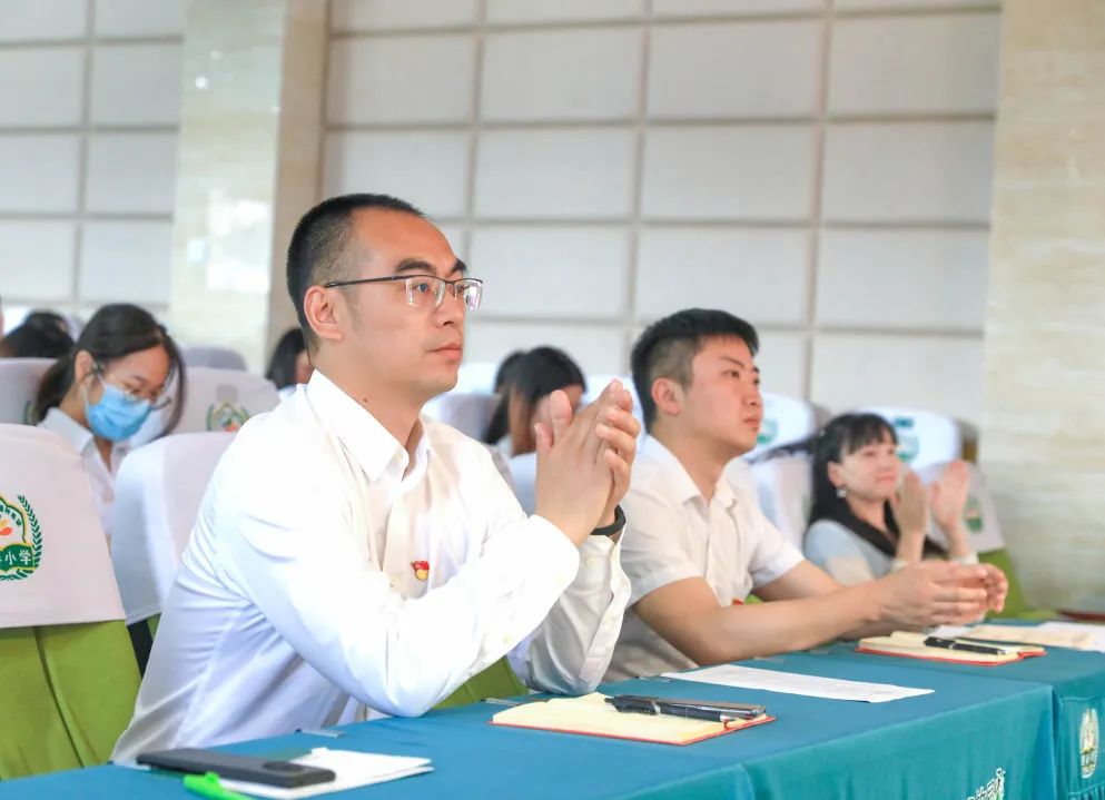 青春正当时 永远跟党走成都市双流区东升迎春小学