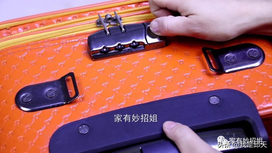 行李箱密码忘了怎么办（行李箱忘记密码了？教你一个方法，轻松帮你找回密码）-趣拿体育