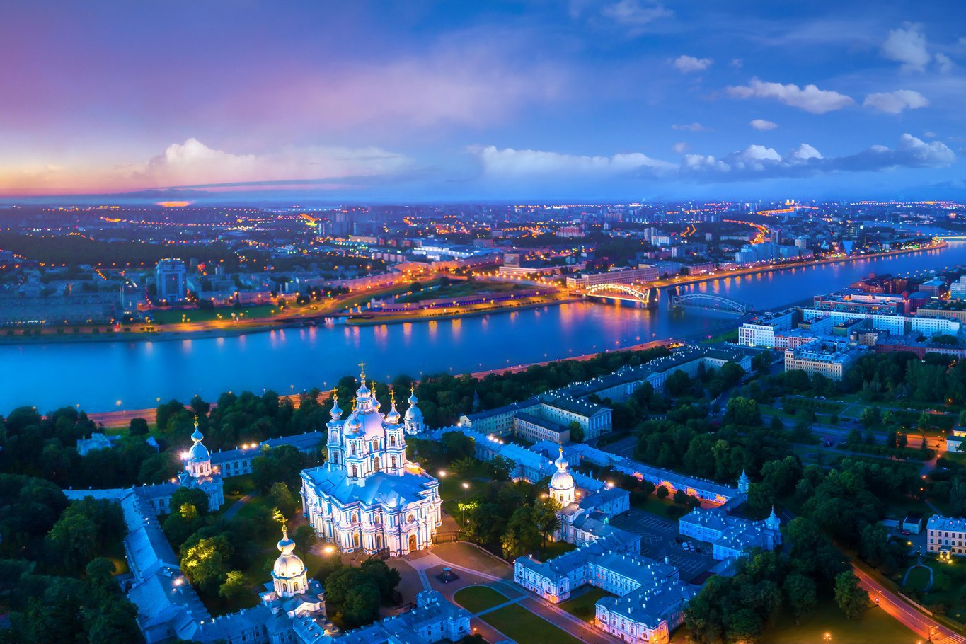 俄罗斯世界杯场地分布图(圣彼得堡夏天(6/7/8月)好去处)