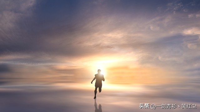 每日金句打卡，总结：人生低谷时给予你力量和希望。