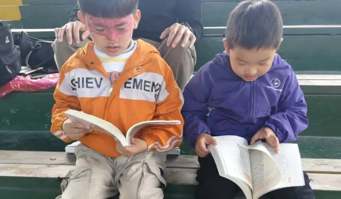 高考险被顶替，康辉：如果没有父亲的奔走，我的人生必定要被改写