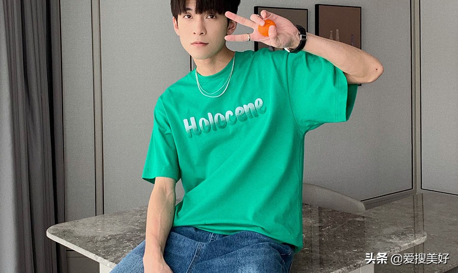 淘宝比较潮的男装店（适合大学生们的男装品牌店推荐17家，好的衣服就是这样子的）