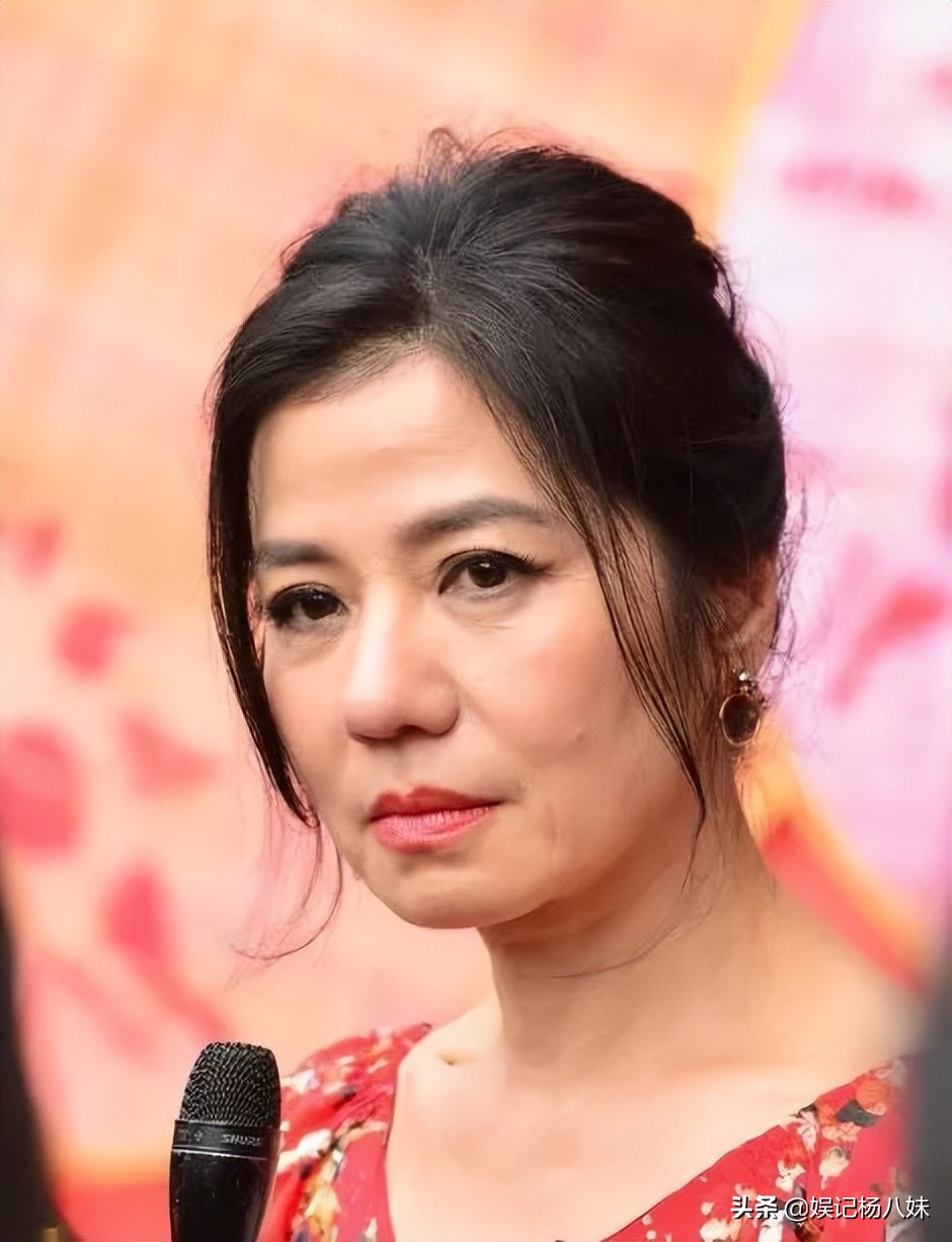 美女图片大图片360(15位自然衰老的女星,身材发福满脸皱纹,优雅老去的