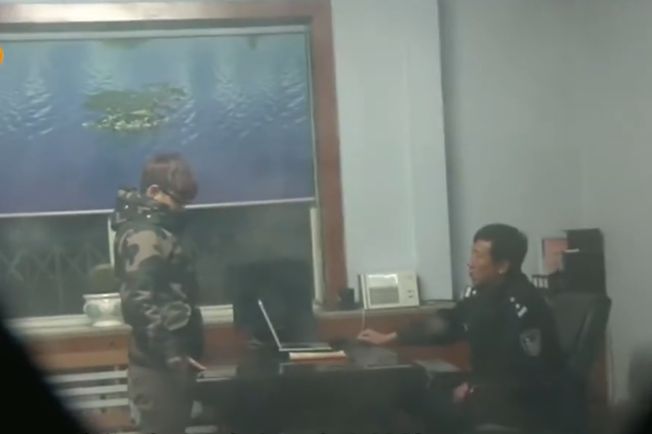 辽宁富家女：每天早饭300块，一双鞋穿三次就扔，喜欢和母亲对打