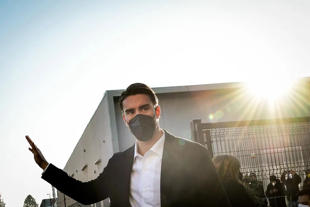 尤文图斯为什么有钱（为弗拉霍维奇投入1.5亿，尤文哪来这么多钱？）