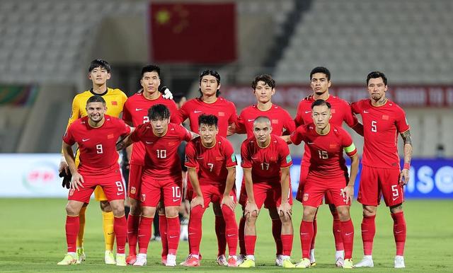 韩国为什么不直播世界杯(韩国队第11次参加世界杯，国足只参加1次！纠结2002世界杯没必要)