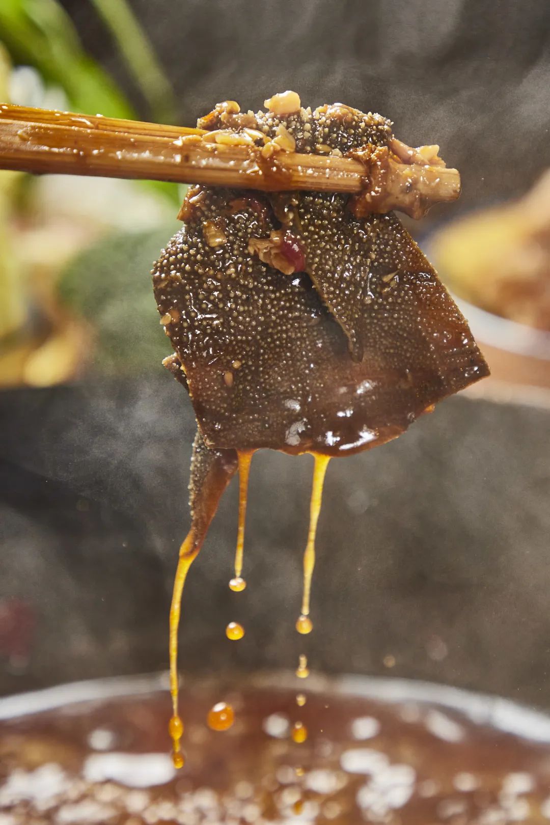 佛山首家怀旧地摊火锅,现炒鲜肉底料香到上头,菜品低至3.9元/份