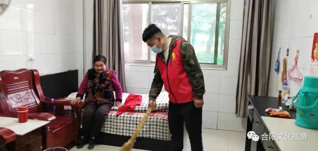 合陽縣博物館：踐行雷鋒精神 愛心情暖夕陽