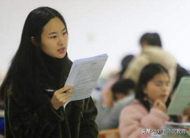 导师权力到底有多大？毕业权限在谁手中，深圳大学给出最好的答案