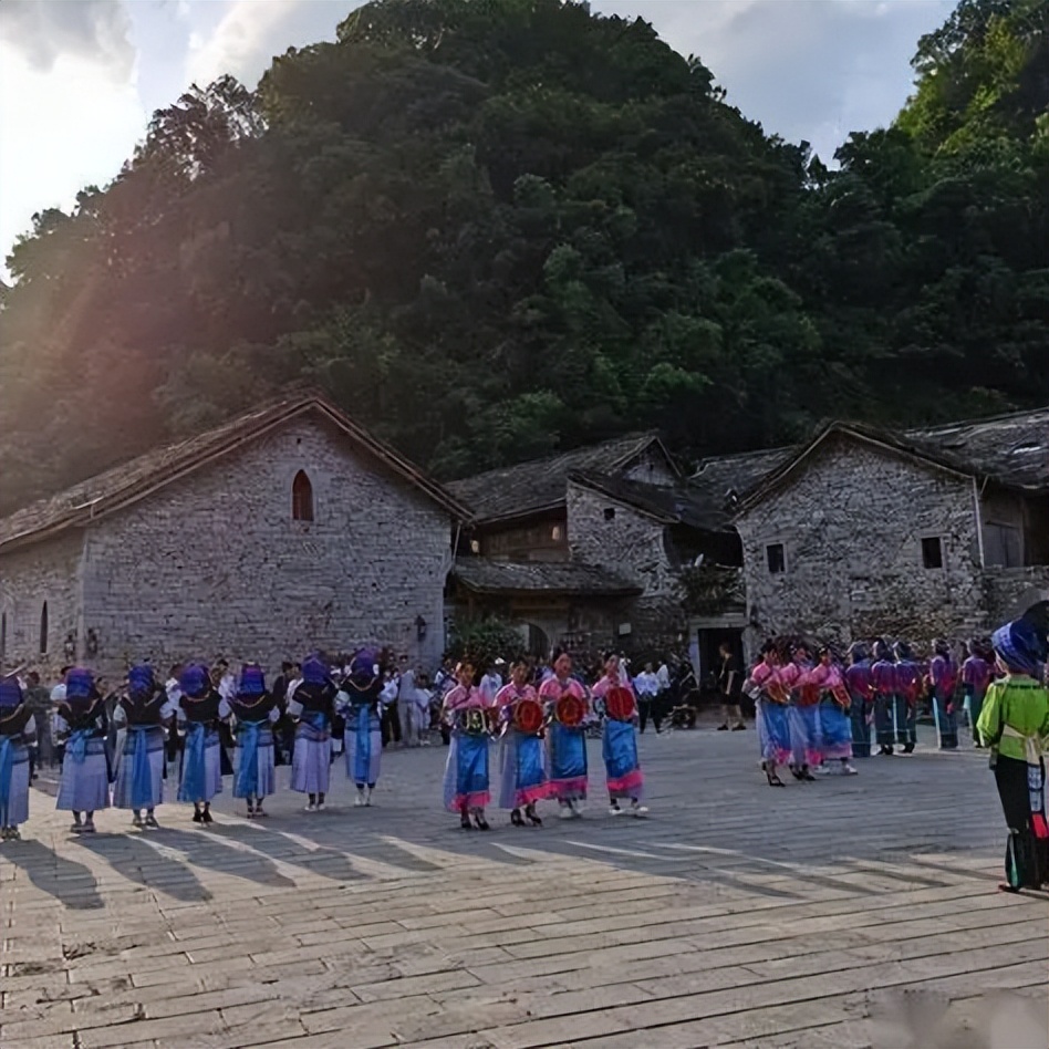 畅游安顺趣游季丨6月1日起，安顺市国有A级景区免门票了！详情看这里