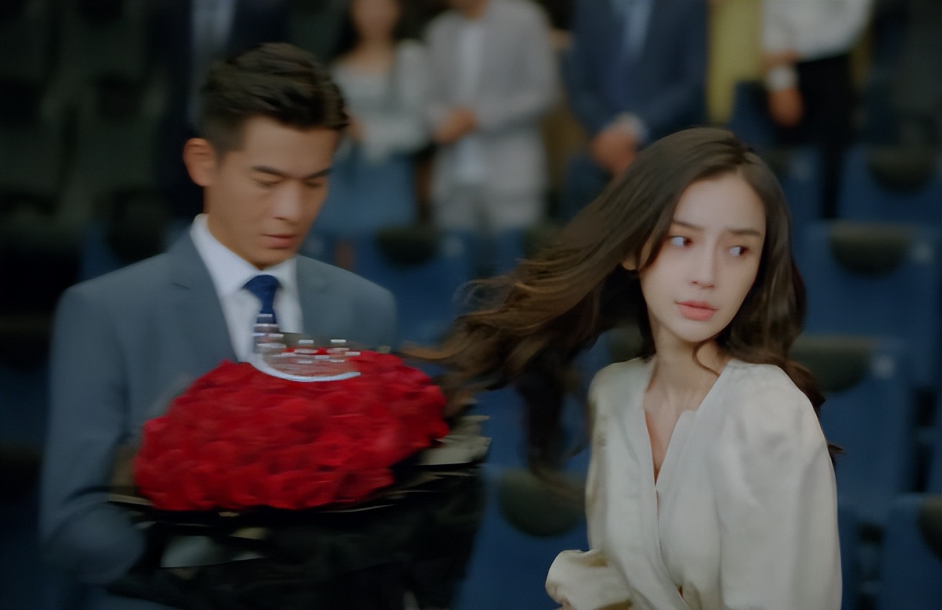 播8集，冲到榜单第一，baby令观众成功入坑，言情剧有天花板了？