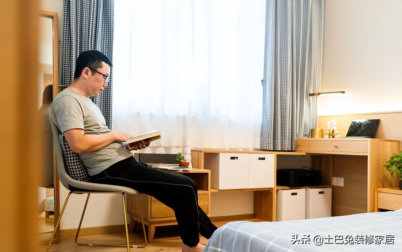 [裝修設計]95㎡老破小堆滿雜物無處站腳，設計師狂打17㎡收納櫃，煥然一新
