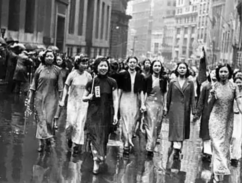 民国时期倡导“天乳运动”:严查妇女束胸，发现一次罚款50大洋