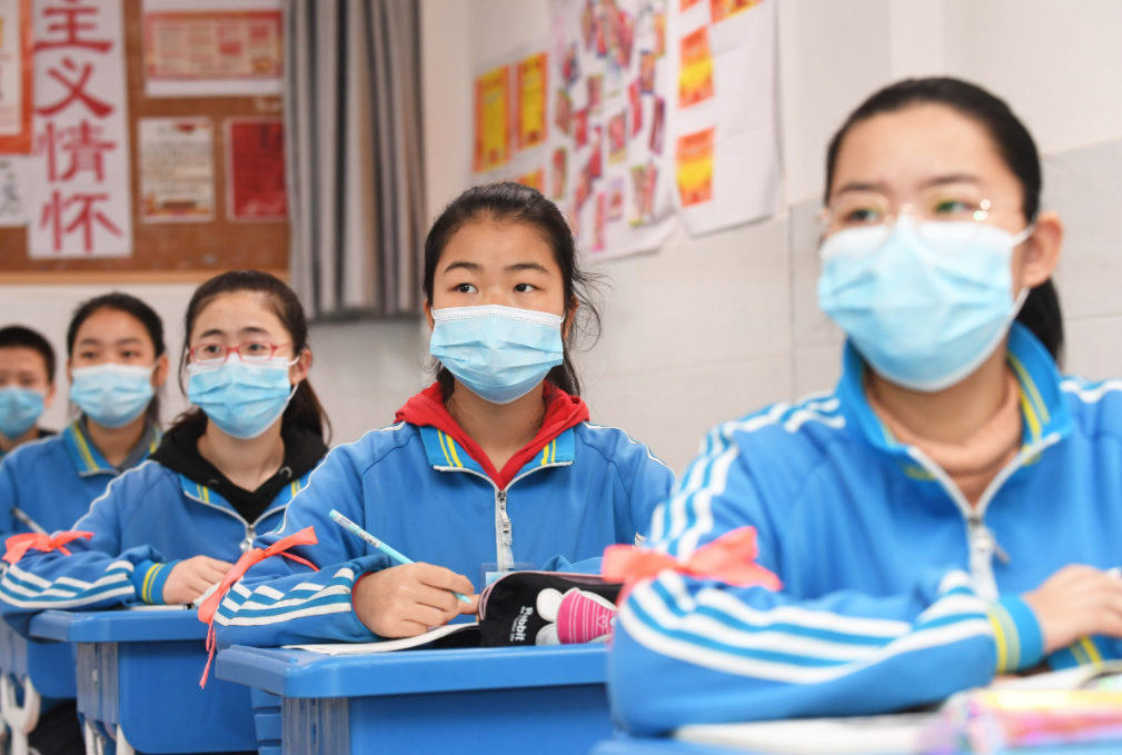 初中学习不宜用力过猛？班主任给出答案，过度刻苦可能会后劲不足