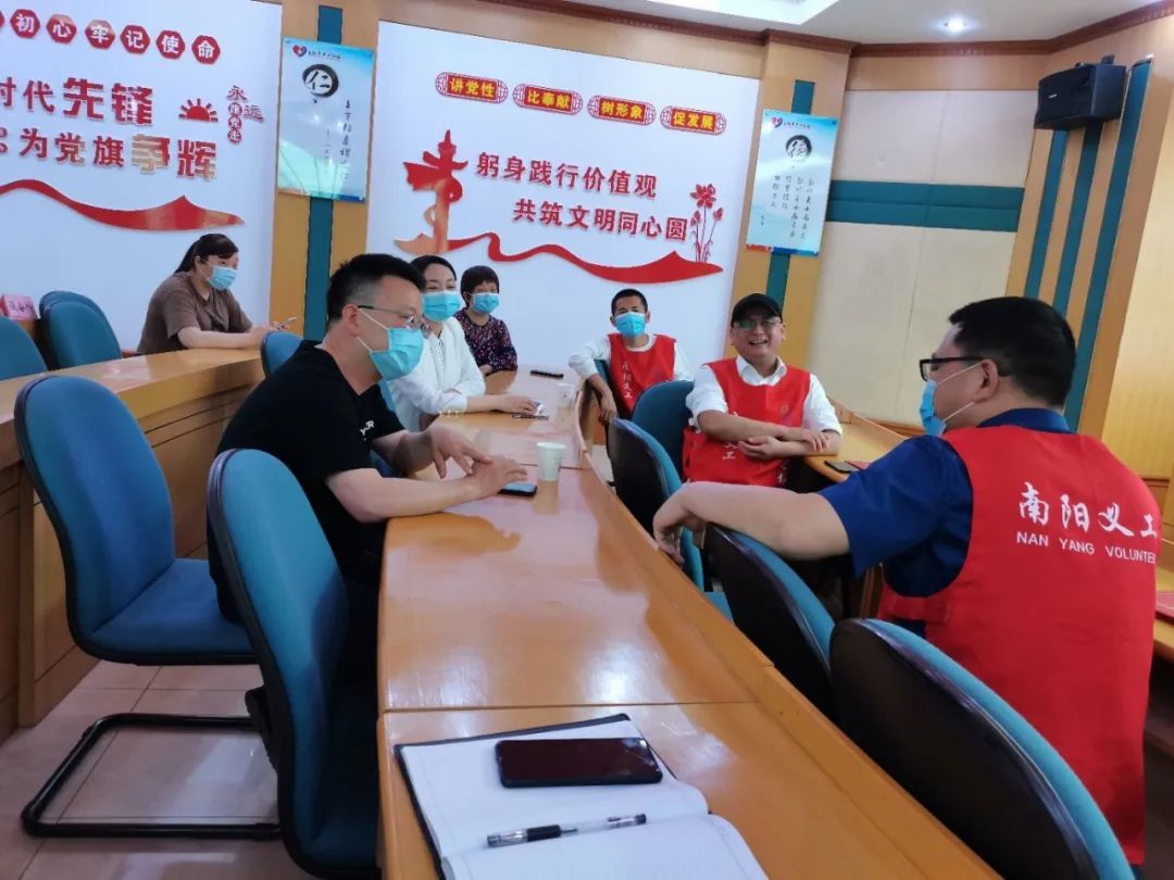 ����������Ѫվ�����޳���Ѫ��������Ա��ѵ��Ƹ��䷢��ʽ