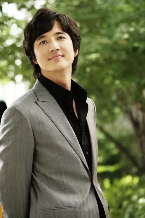 韩国男明星十大帅哥 韩国男明星名单图片-星星快文