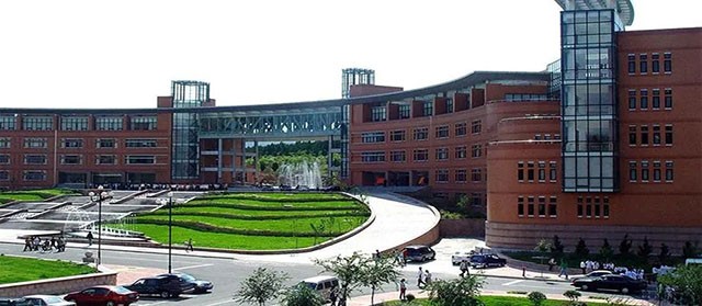 山東農民助学扶老近50年，儿子在厨房结婚洞房，却只觉得亏欠妻子